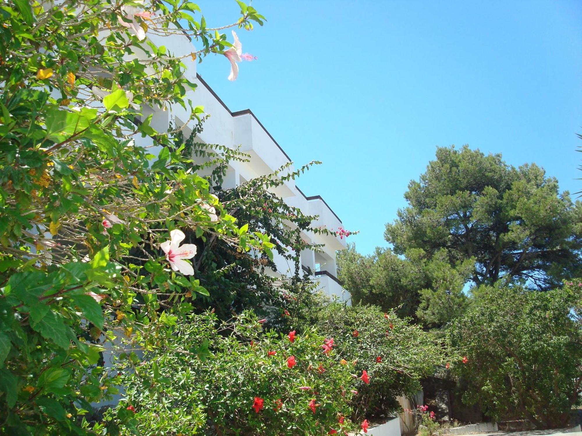 Pegasus Aparthotel Masouri Exterior photo